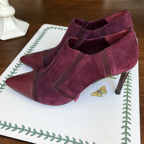 Donald Pliner Napa Pump  Merlot - Picture 2 of 7